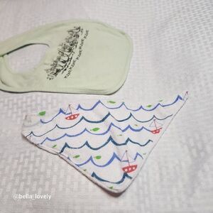 🏖 Set of Two Baby Bibs Finding Nemo Disney Infant Bandana Bib